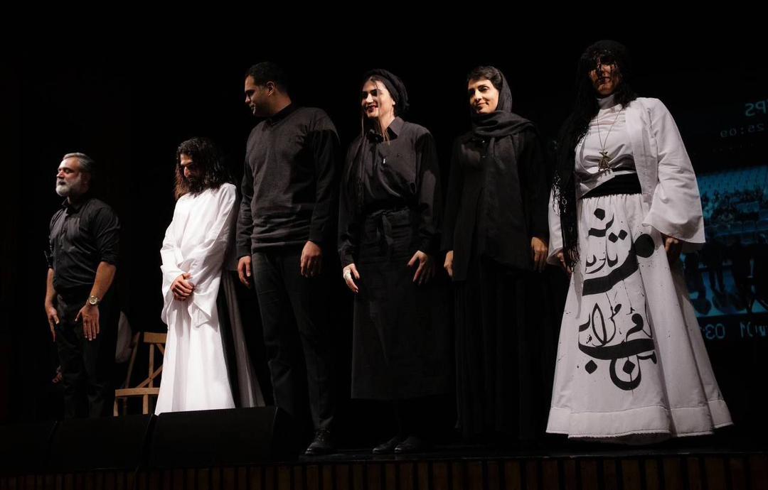 ادامه اجرای «دُردنوشان» در فرهنگسرای نیاوران، به دلیل استقبال مخاطبان